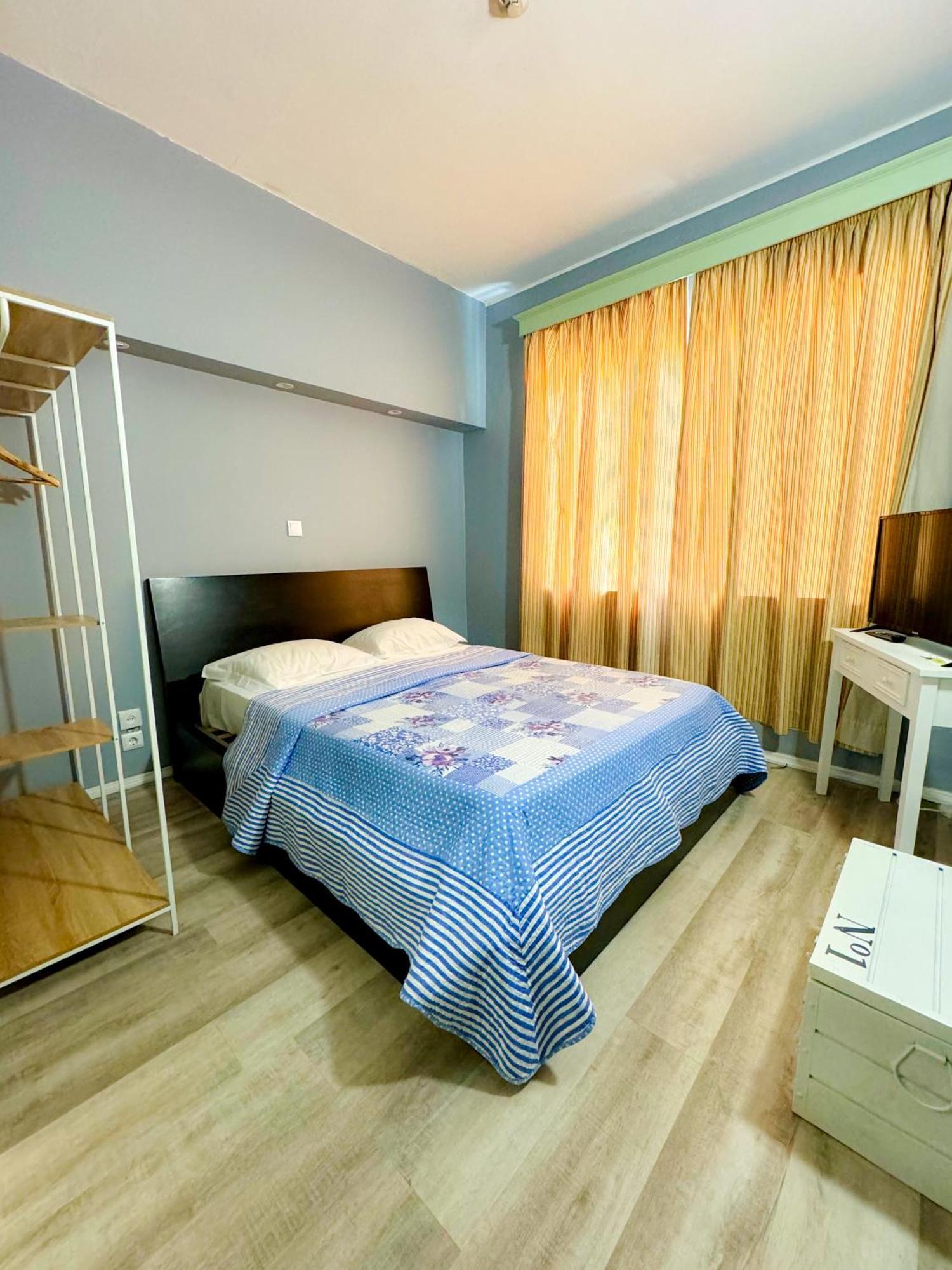 Hostel Monaco Funchal  Buitenkant foto