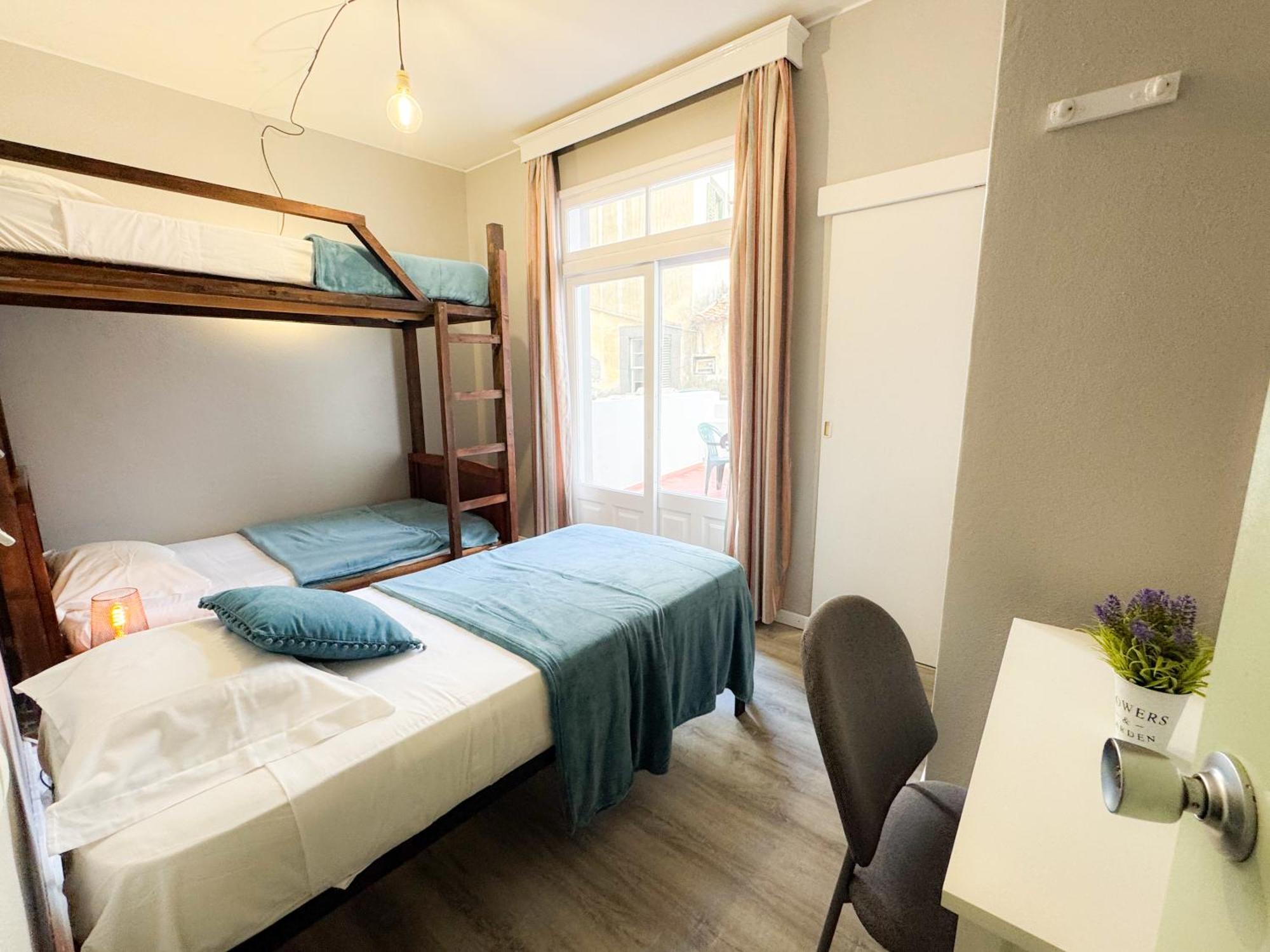 Hostel Monaco Funchal  Buitenkant foto