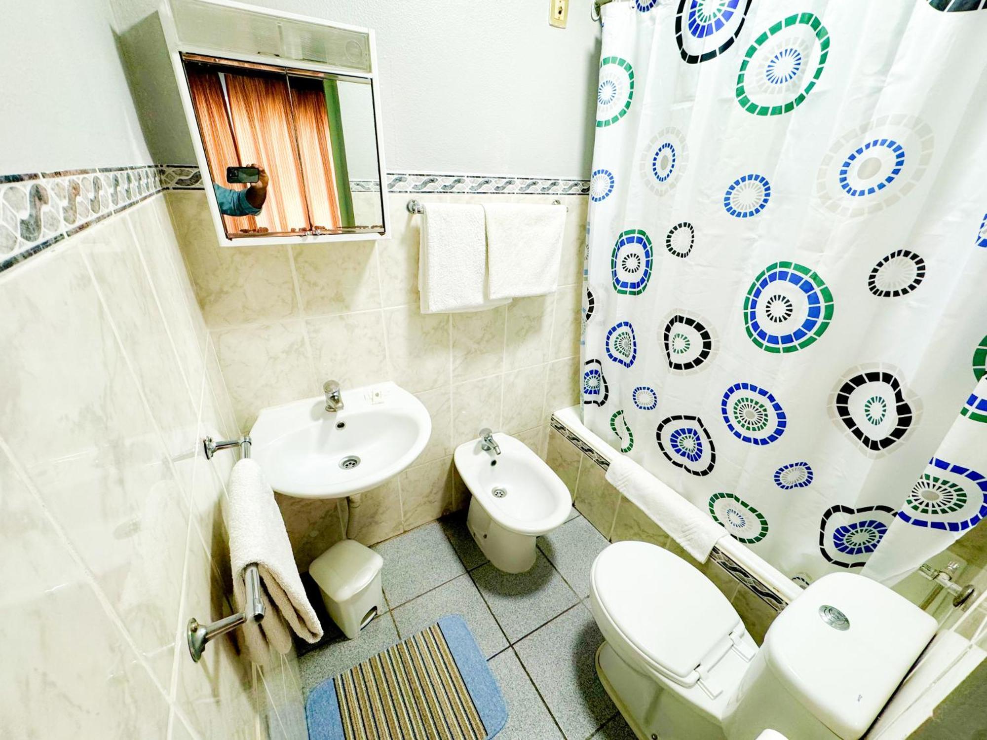 Hostel Monaco Funchal  Buitenkant foto